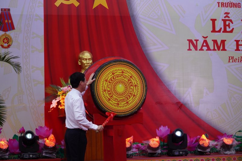 Chủ tịch nước dự lễ khai giảng năm học 2023-2024 tại Gia Lai -0