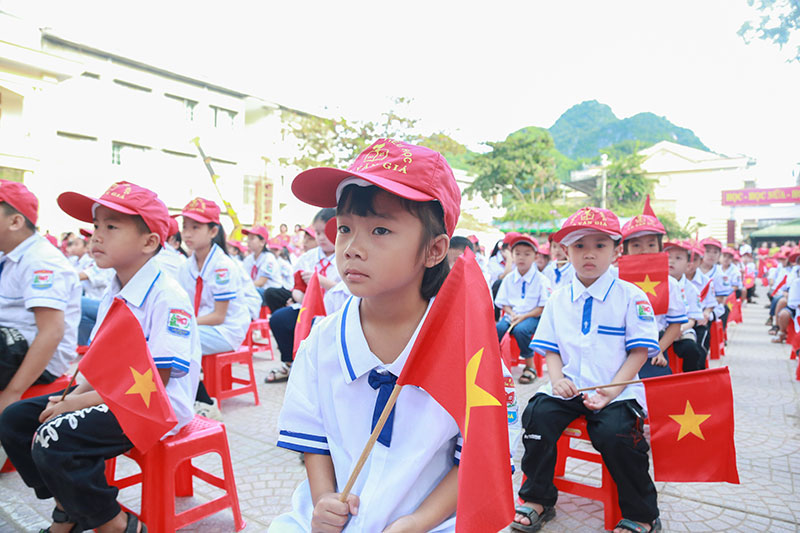 Có một mùa khai giảng như thế! -1