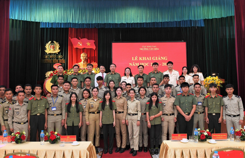 Chú trọng đổi mới phương pháp dạy học, tạo động lực để học sinh phấn đấu vươn lên -0