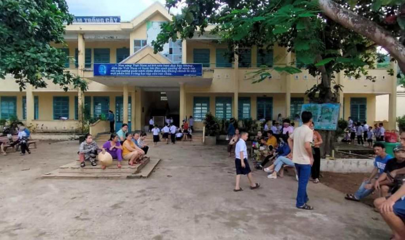 Đà Nẵng phụ huynh phản đối đưa học sinh đến trường mới khang trang ngại “đi học đường xa” -1