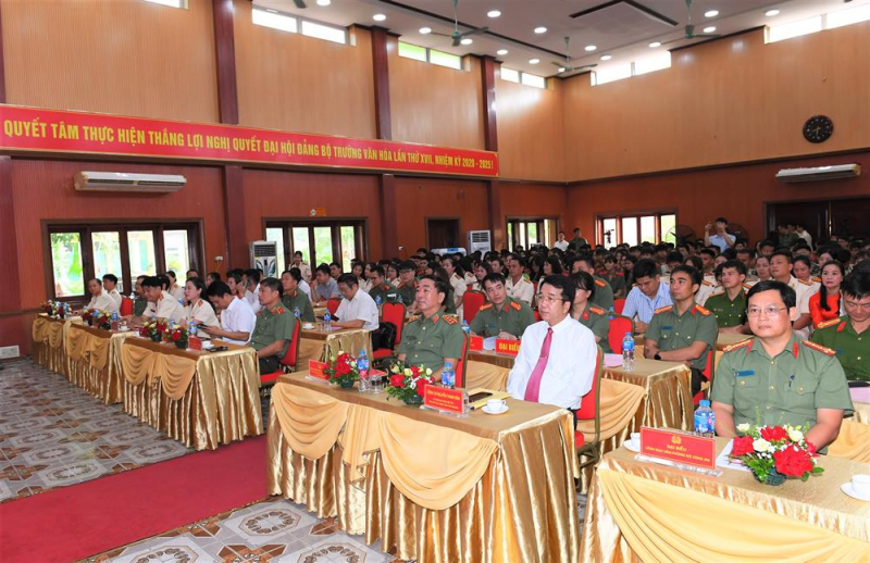 Deputy Minister Tran Quoc To attends opening of school year at School of Culture -0
