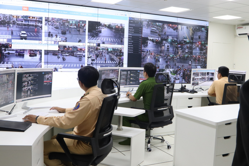 Giám sát, xử lý vi phạm giao thông qua camera trên thành phố ngàn hoa -0