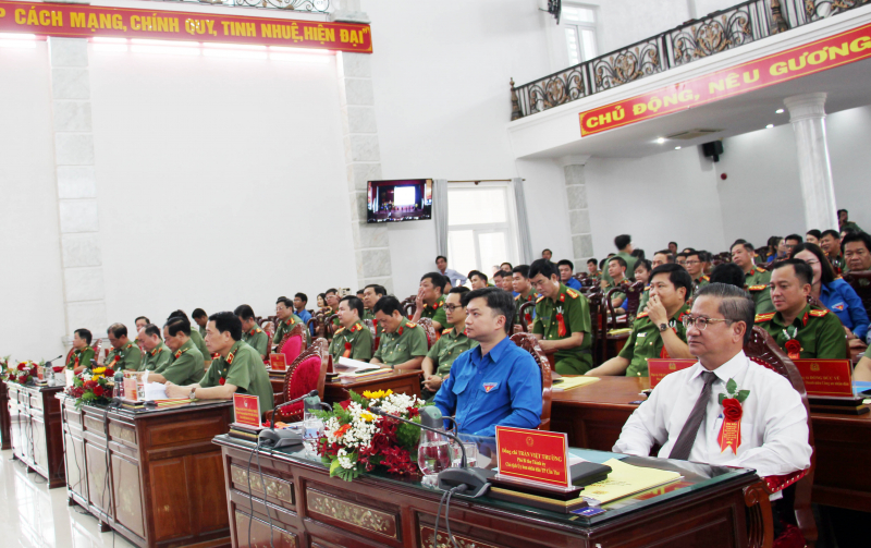 Biểu dương các mô hình, cán bộ, đoàn viên, thanh niên tiêu biểu trong phong trào TDBV ANTQ -1