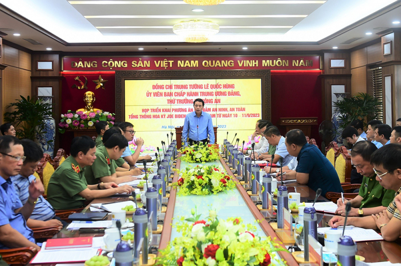 Góp phần đảm bảo tuyệt đối an ninh, an toàn chuyến thăm Việt Nam của Tổng thống Hoa Kỳ -0