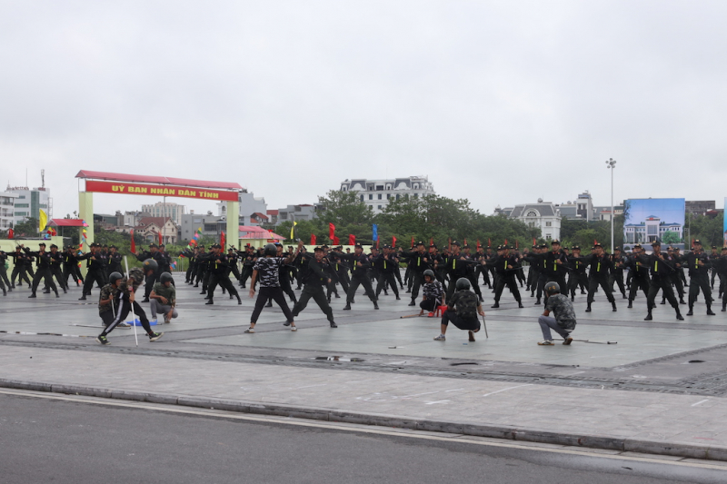 Công an tỉnh Hải Dương tổ chức thành công diễn tập khu vực phòng thủ năm 2023 -1