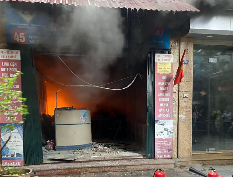 2226f93db4ed61b338fc.jpg -0