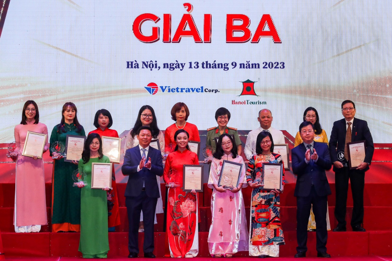Trao Giải Báo chí toàn quốc “Vì sự nghiệp phát triển Văn hóa, Thể thao và Du lịch” lần thứ nhất -0