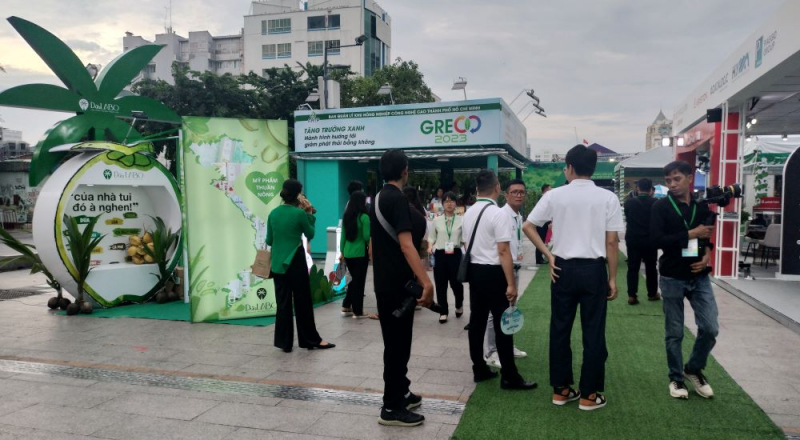 Doanh nghiệp Việt Nam và quốc tế triển lãm sản phẩm, dịch vụ tăng trưởng xanh -0