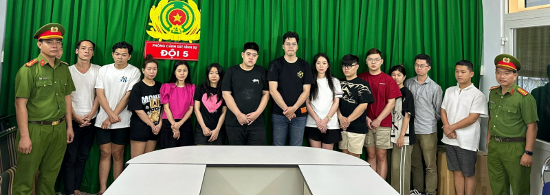Thuê căn hộ chung cư cao cấp để tổ chức đánh bạc dưới hình thức đánh bài Poker -0