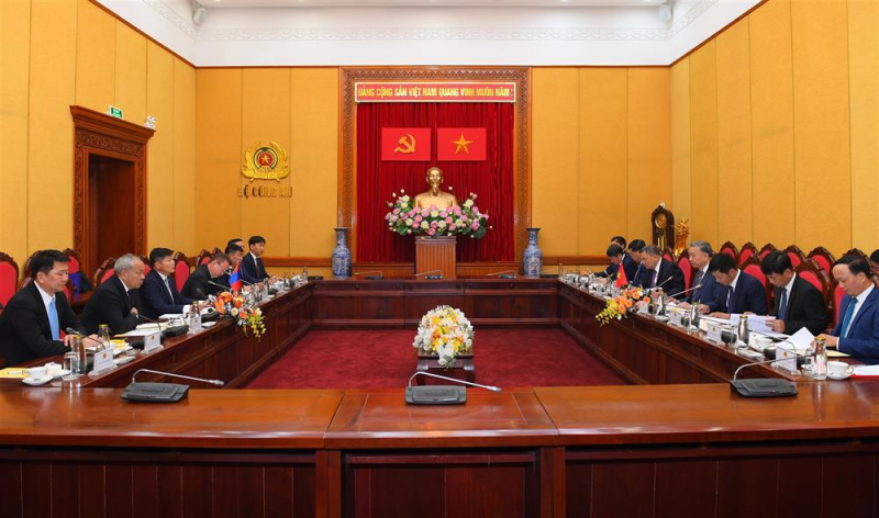 Vietnam, Mongolia agree to strengthen cooperation in controlling crime -0