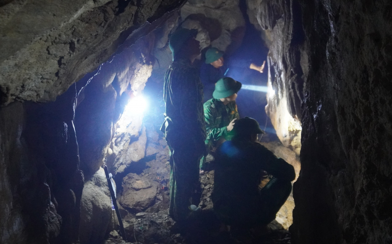 Xúc động Lễ truy điệu, an táng 30 hài cốt liệt sĩ tìm thấy ở núi Cô Loang -0