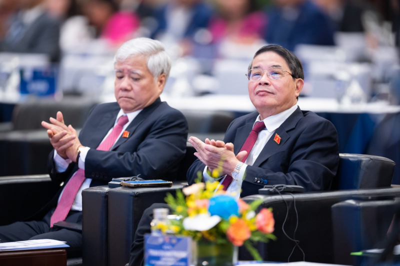 160920230342-z4698719635416_478f3667cb66b8ec7a202564210a0b4a.jpg -1