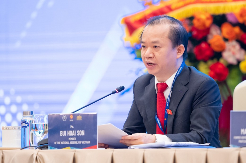 160920231040-bui-hoa.jpg -0
