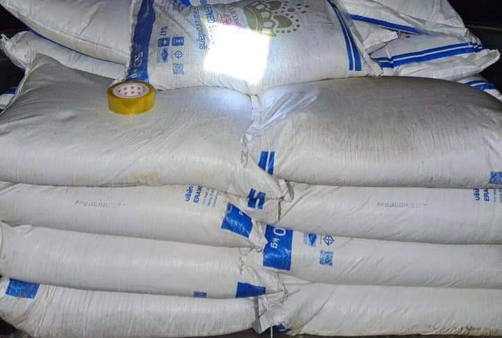 Rượt bắt 8 xe ôtô vận chuyển 32 tấn đường nhập lậu -0