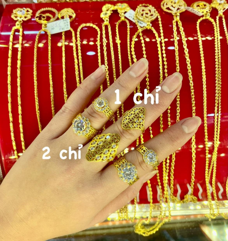 Khởi tố nữ quái U22 ở Hải Phòng lừa đảo chủ tiệm vàng -0