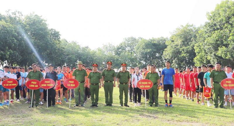 Khai mạc Hội thao chào mừng 50 năm Ngày truyền thống Cảnh sát cơ động -0