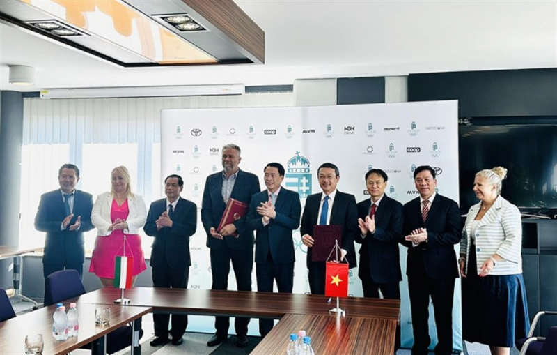 Public Security Sports Association and Hungarian Olympic Committee sign sport cooperation deal -0