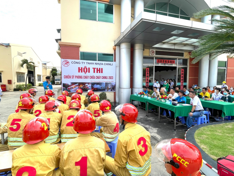 Bình Dương tổ chức nhiều hoạt động nâng cao nghiệp vụ PCCC cho cơ sở -0