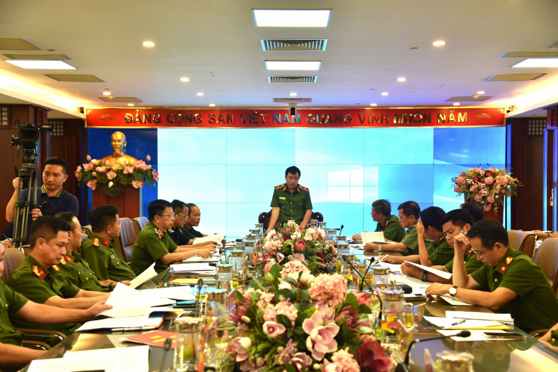 Nâng cao công tác phòng ngừa, đấu tranh với tội phạm, vi phạm pháp luật về vũ khí, vật liệu nổ, công cụ hỗ trợ và pháo       -0