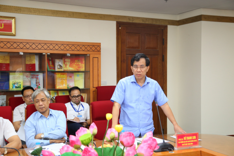 Hoàn thiện các điều kiện đảm bảo để triển khai việc đào tạo trung cấp lý luận chính trị trong CAND -0