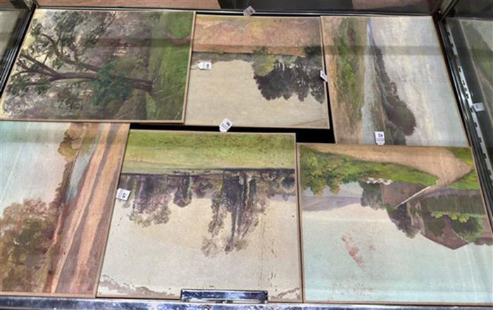 Đấu giá 19 bức tranh phong cảnh của Vua Hàm Nghi tại Pháp -0