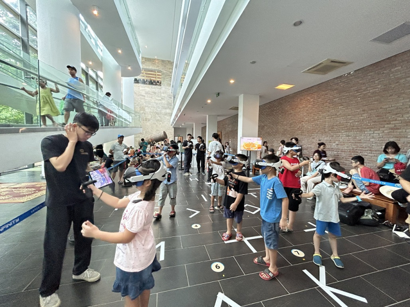 Tưng bừng vui đón Trung thu sớm kết hợp khám phá khoa học tại Bảo tàng Dân tộc học Việt Nam -0