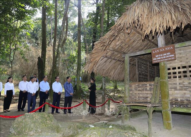 Chủ tịch nước Võ Văn Thưởng dâng hương tại Khu di tích Quốc gia đặc biệt Tân Trào -0