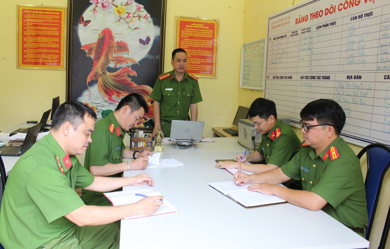 Bình yên trên đỉnh non cao -0