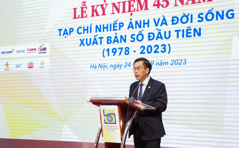 Tạp chí Nhiếp ảnh và Đời sống kỷ niệm 45 năm xuất bản số đầu tiên -0