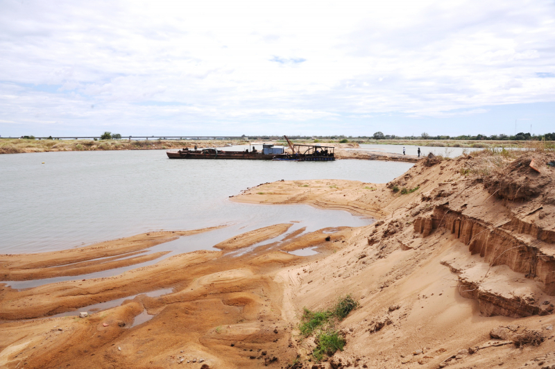  Phú Yên chuyển hồ sơ doanh nghiêp khai thác cát ngoài phạm vi mỏ cho cơ quan điều tra -0