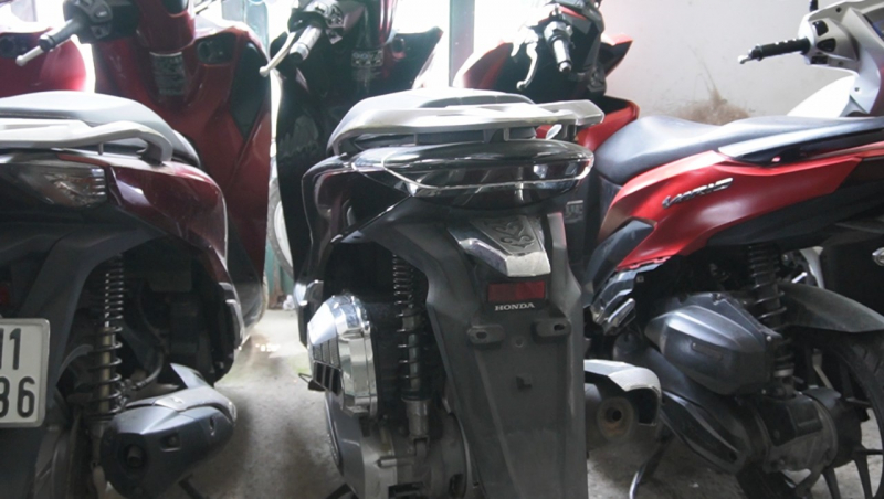 Phát hiện hàng trăm xe máy không rõ nguồn gốc tại các tiệm cầm đồ  -1