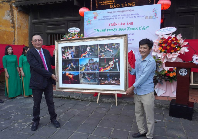 Hội An đón nhận danh hiệu Di sản văn hóa phi vật thể quốc gia Tết Trung thu -0