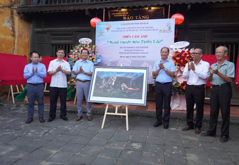 Hội An đón nhận danh hiệu Di sản văn hóa phi vật thể quốc gia Tết Trung thu -1