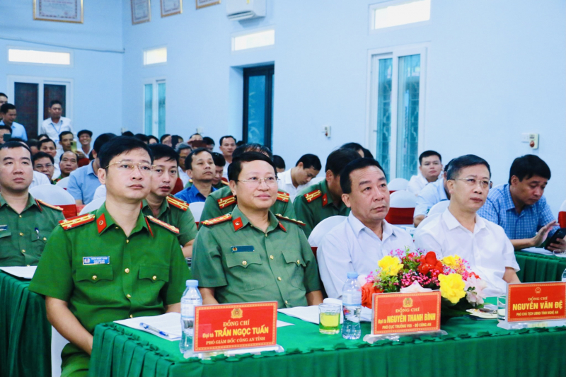 Nhân rộng mô hình “Giáo xứ, giáo họ bình yên, không có tội phạm, tệ nạn xã hội, đoàn kết chung tay xây dựng nông thôn mới” tại Nghệ An -0