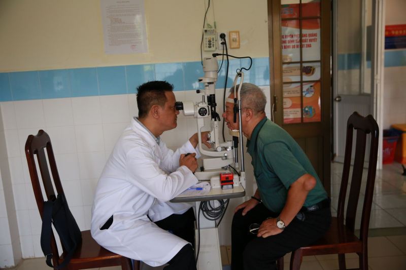 Cụm thi đua số 7 - Bộ Công an dâng hương tưởng nhớ các Anh hùng Liệt sĩ tại Côn Đảo -1