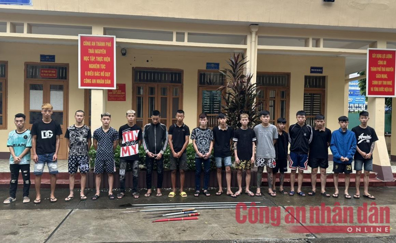 Khống chế hai nhóm 