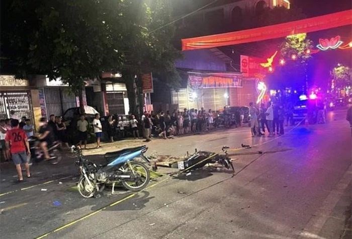 f75d42e18aac63f23abd_fufo.jpg -0