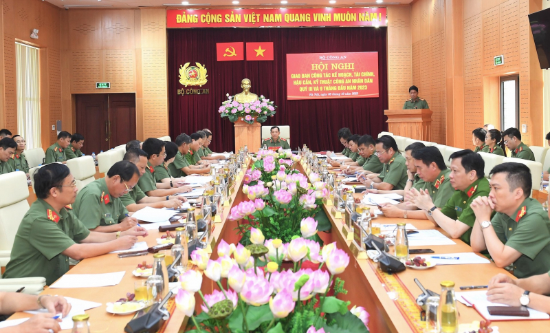 Đẩy mạnh cải cách hành chính trên các mặt công tác kế hoạch, tài chính, hậu cần, kỹ thuật CAND -0