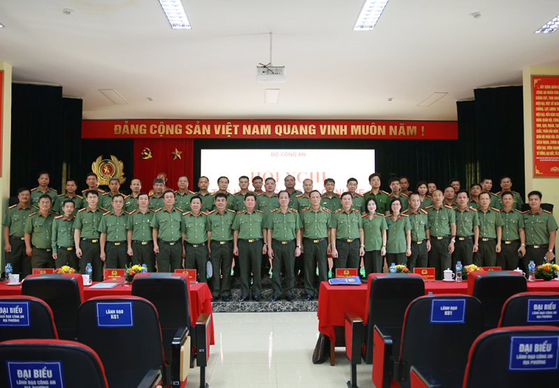 Không ngừng nâng cao hiệu quả công tác cảnh vệ -1