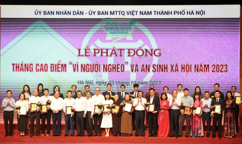 T&T Group ủng hộ 1 tỷ đồng cho Quỹ “Vì người nghèo” TP Hà Nội -0