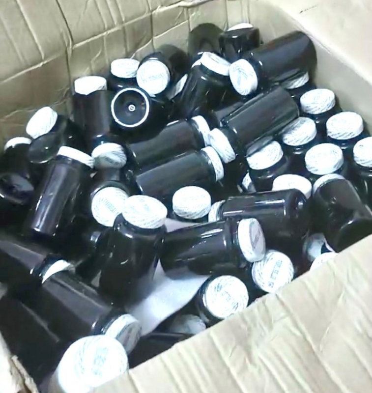 Phát hiện hàng ngàn sản phẩm tinh dầu, thuốc lá điện tử “lậu” tổng trị giá trên 70 tỷ đồng -0