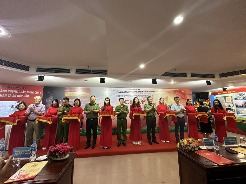 Nơi trưng bày. trải nghiệm  “Cháy - kỹ năng phòng, chữa và thoát nạn” -0