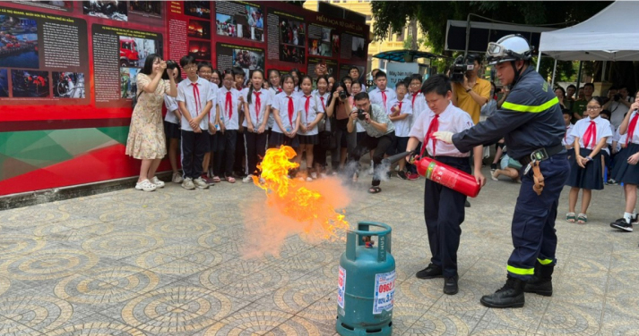 Mỗi người dân là một chiến sỹ trên mặt trận phòng cháy, chữa cháy -0