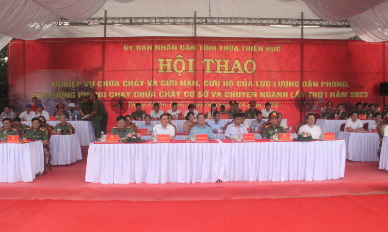 Ấn tượng các vận động viên “nhí” tranh tài tại Hội thao nghiệp vụ chữa cháy và cứu nạn, cứu hộ -0