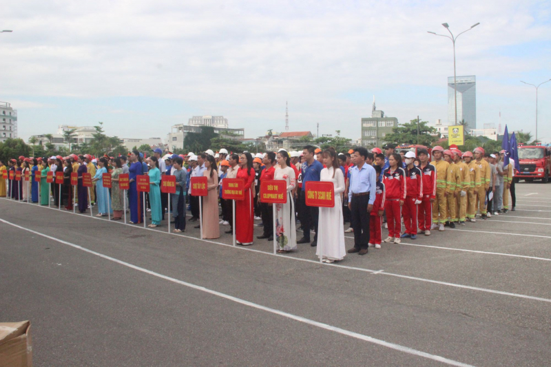 Ấn tượng các vận động viên “nhí” tranh tài tại Hội thao nghiệp vụ chữa cháy và cứu nạn, cứu hộ -0