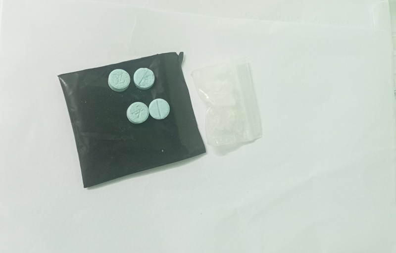 Nhân viên quán shisa mua ma tuý về bán kiếm lời -0