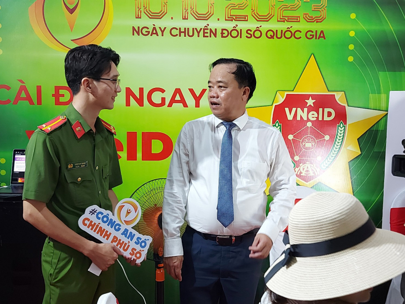 Cà Mau hưởng ứng Ngày chuyển đổi số quốc gia -1