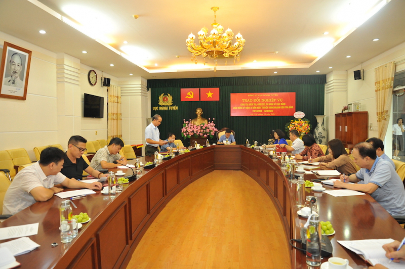 Trao đổi nghiệp vụ công tác kiểm tra, giám sát thi hành kỷ luật đảng trong Đảng bộ Cục Ngoại tuyến -0