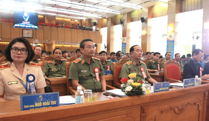 Khai mạc phiên trọng thể Đại hội đại biểu Công đoàn CAND lần thứ VI -0