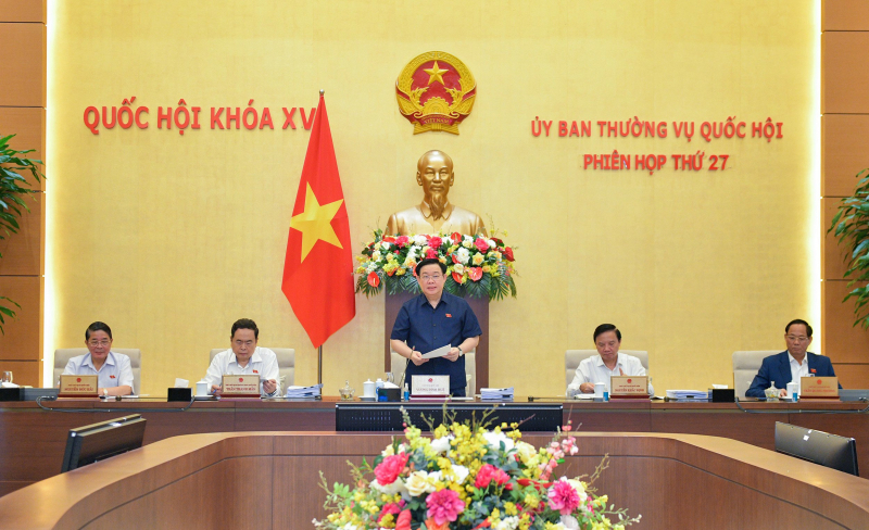 Cho ý kiến phương án cải cách tiền lương, lấy phiếu tín nhiệm chức danh lãnh đạo -0